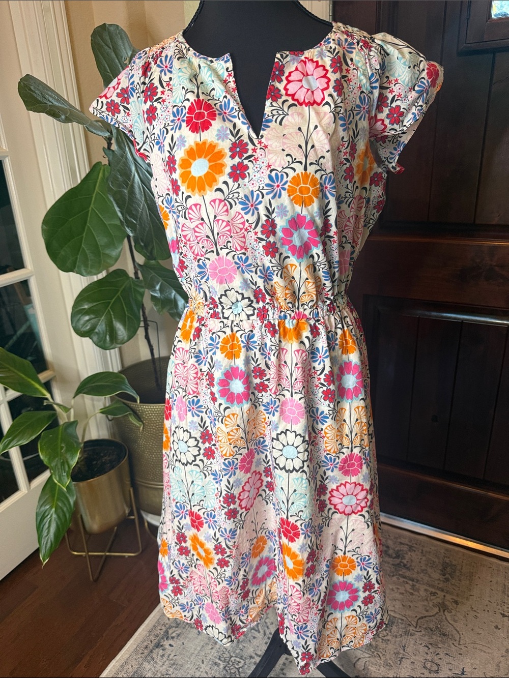 Talbots Smocked Dress, Floral Tile, 100% Cotton Size 8